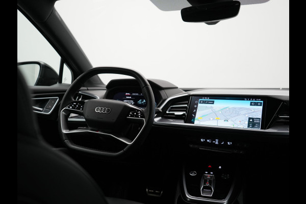 Audi Q4 e-tron 45 quattro S Line 82 kWh 286pk Dealer O.H | Trekhaak Af Fabriek | Adaptive Cruise | 360 Camera | Matrix LED | Lederen Sportstoelen Verwarmd | Keyless | Sfeerverlichting | Blis | Navigatie | Virtual | DAB | 19"L.M |
