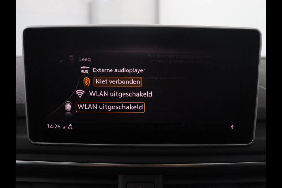 Audi A4 Allroad Quattro 2.0 TFSI MHEV Edition Allroad Quattro | Panoramadak | Leder | Trekhaak | Virtual Dashboard | Camera | Climate control | Stoelverwarming | Full LED | Cruise control |