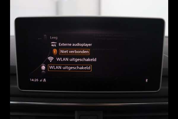 Audi A4 Allroad Quattro 2.0 TFSI MHEV Edition Allroad Quattro | Panoramadak | Leder | Trekhaak | Virtual Dashboard | Camera | Climate control | Stoelverwarming | Full LED | Cruise control |