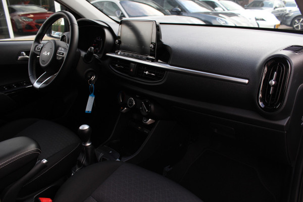 Kia Picanto 1.0 DPi DynamicLine / Camera / CarPlay / 14'' / Allseason / DAB / Cruise Control