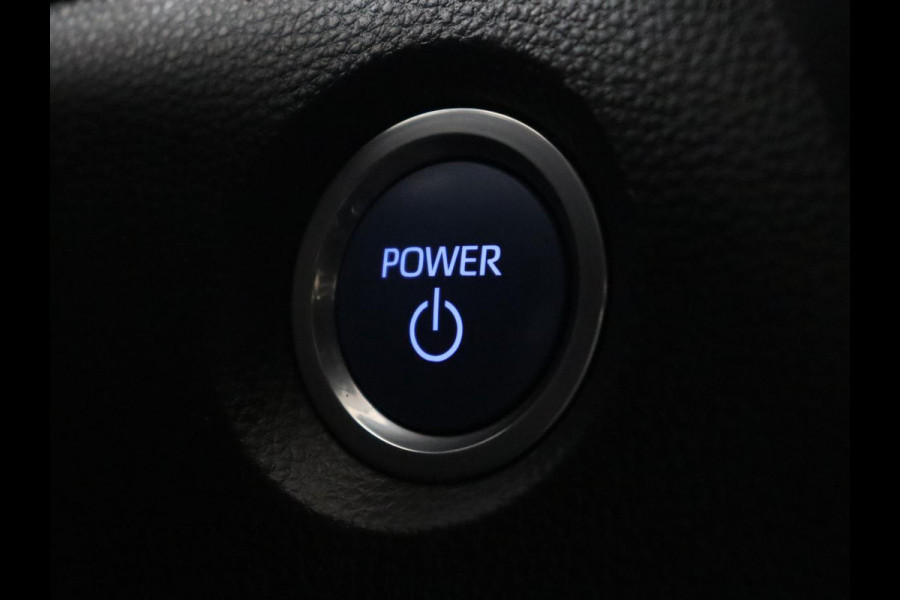 Toyota Corolla Touring Sports 1.8 Hybrid Dynamic | Half Leder | Camera | Stoelverwarming | Carplay | Climate control | Bluetooth | DAB | Adaptive cruise |