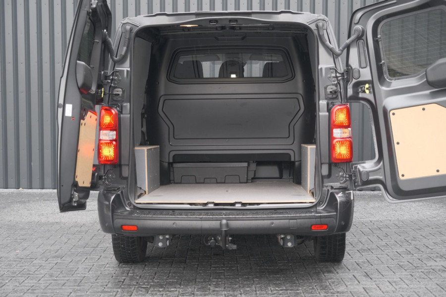 Peugeot Expert 2.0 BlueHDi 180 S&S L3 DC | 5 Zitplaatsen | Trekhaak | Luxury Pakket | Comfort + Pakket