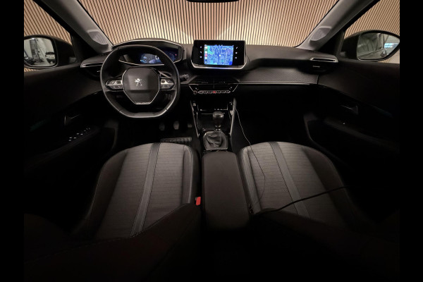 Peugeot 208 1.2 PureTech 100PK Allure Pack | LED | Camera | Carplay | Stoelverw. | Adapt. Cruise | Incl. garantie