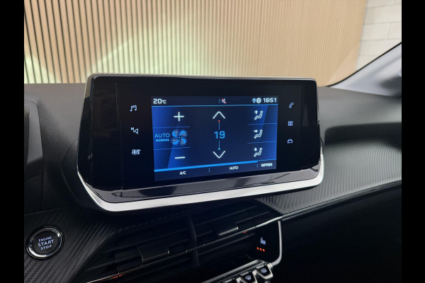 Peugeot 208 1.2 PureTech 100PK Allure Pack | LED | Camera | Carplay | Stoelverw. | Adapt. Cruise | Incl. garantie