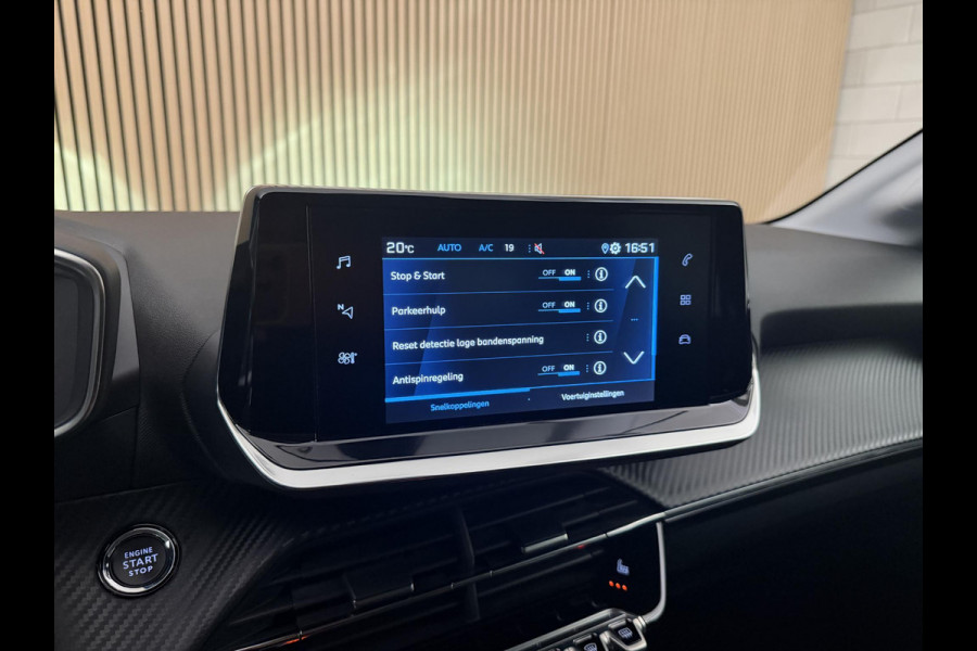 Peugeot 208 1.2 PureTech 100PK Allure Pack | LED | Camera | Carplay | Stoelverw. | Adapt. Cruise | Incl. garantie