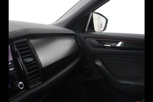 Škoda Kodiaq 1.5 TSI Sportline Business | Leder | Memory | Adaptive cruise | Stoelverwarming | Camera | Park assist | Sfeerverlichting | Bluetooth | Navigatie | Elektrische achterklep | Trekhaak