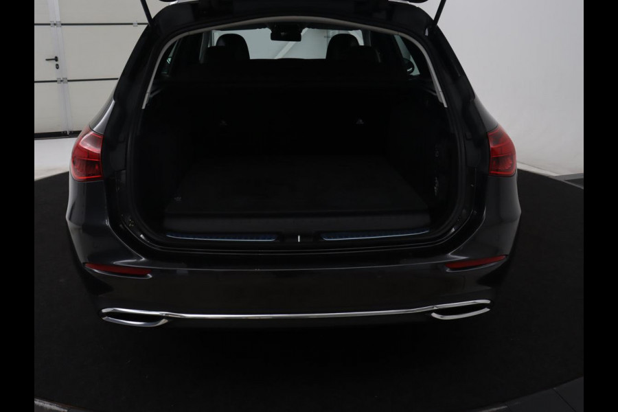 Mercedes-Benz C-Klasse 300 E Estate Avantgarde | SOH 97.6% | 360 camera | Adaptive cruise | Memory | Stoelverwarming | Sfeerverlichting | Carplay | Full LED |