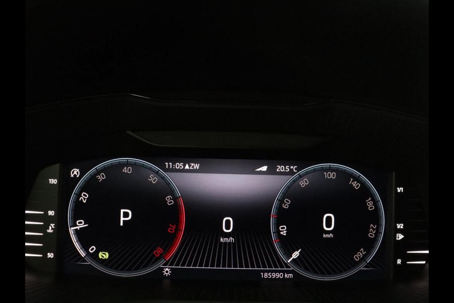 Škoda Superb 1.5 TSI ACT Sportline Business | Leder/Alcantara | Adaptive cruise | Stuur/stoel verwarming | Memory | Virtual Dashboard | Camera | Park assist | Navigatie | Carplay |