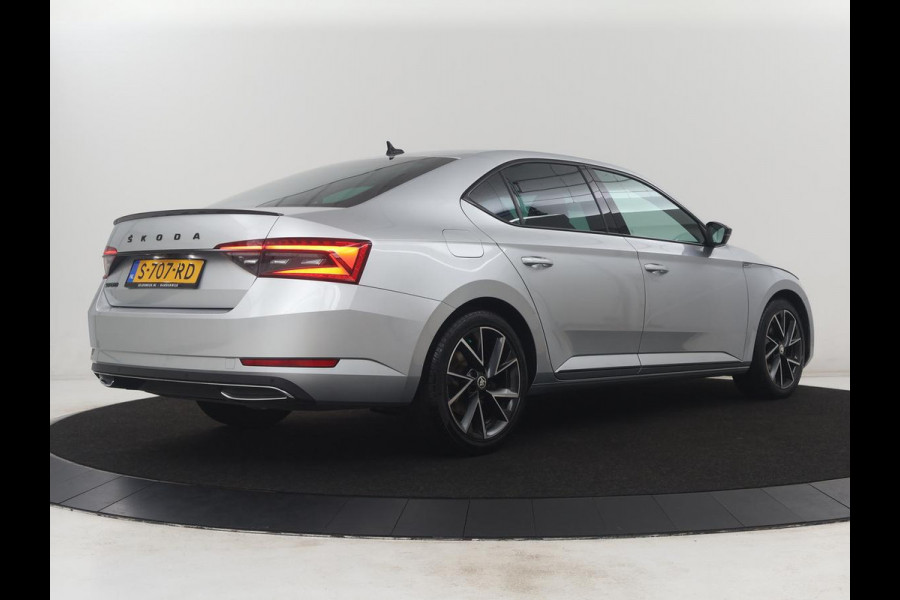 Škoda Superb 1.5 TSI ACT Sportline Business | Leder/Alcantara | Adaptive cruise | Stuur/stoel verwarming | Memory | Virtual Dashboard | Camera | Park assist | Navigatie | Carplay |