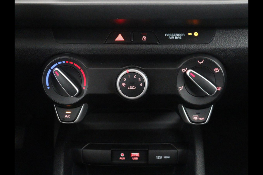 Kia Rio 1.0 TGDI DynamicLine | Carplay | Camera | Full LED | Cruise control | Navigatie | Lichtmetaal 15 '' | Full LED | DAB |