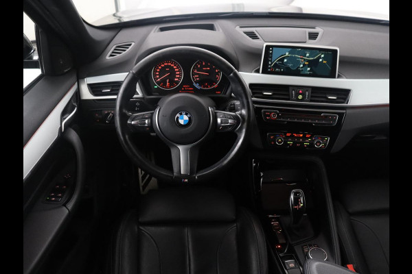 BMW X1 sDrive20i High Executive M-sport | Leder | Memory | Harman/Kardon | Head-up | Cruise control | Stoelverwarming | Climate control | Navigatie | Bluetooth | Park assist | Elektrische achterklep