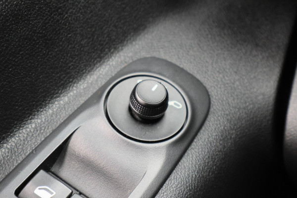 Citroën Berlingo 1.6 BlueHDI Club 3-Zits, Airco, Cruise, Apple Carplay, Bluetooth, Elektrische Ramen, PDC