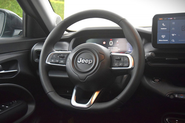 Jeep Avenger 1.2 e-Hybrid Longitude ADAPTIEVE CRUISE/NAVIGATIE/GROOT INSTRUMENTENPANEEL 10,25"