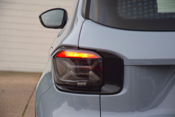 Jeep Avenger 1.2 e-Hybrid Longitude ADAPTIEVE CRUISE/NAVIGATIE/GROOT INSTRUMENTENPANEEL 10,25"