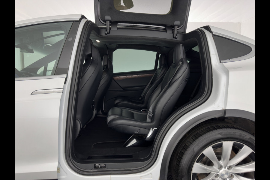 Tesla Model X 100D Long Range 6 pers. (INCL. BTW) *AUT | PANO | LEATHER | NAVI-FULLMAP | FULL-LED | AIRSUSPENSION | DIGI-COCKPIT | FASTLOADER | KEYLESS | DAB+ | HEATED-SPORTSEATS | PRIVACY-GLASS | AUTOPILOT |  20"ALU*
