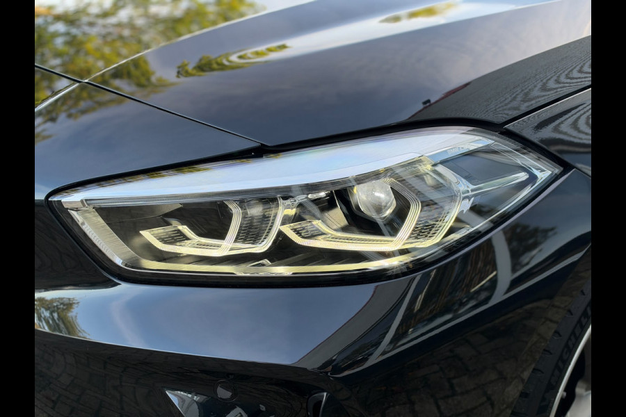 BMW 1-serie 118i Executive Edition | M Pakket | Sfeerverlichting | Apple Carplay | Leder