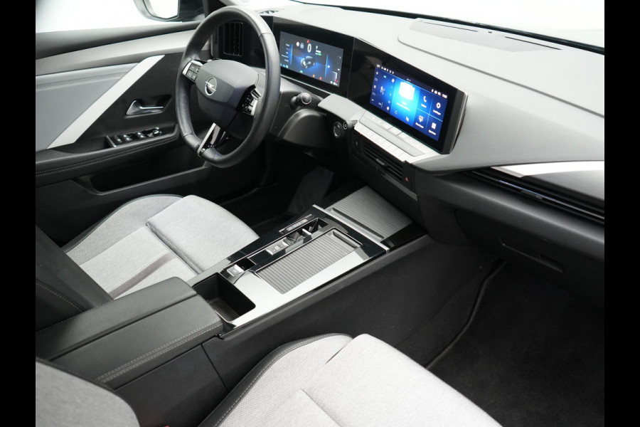 Opel Astra Sports Tourer 1.6 Turbo PHEV Elegance 180pk | SOH 96,7% | Adaptive Cruise | 360 Camera | Keyless | Sportstoelen & Stuur Verwarmd | Apple Carplay | Navigatie | DAB | Plug In Hybrid |
