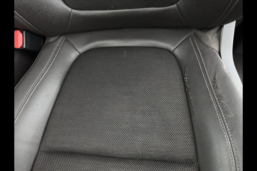 Renault Espace 2.0 Blue dCi Intens [7-Pers.] *AUT | PANO | HEAD-UP | LEATHER | CRUISE | FULL-LED | CAMERA | KEYLESS | HEATED-COMFORTSEATS | PRIVACY-GLASS | ECC | PDC | AMBIENT-LIGHT | 19''ALU*