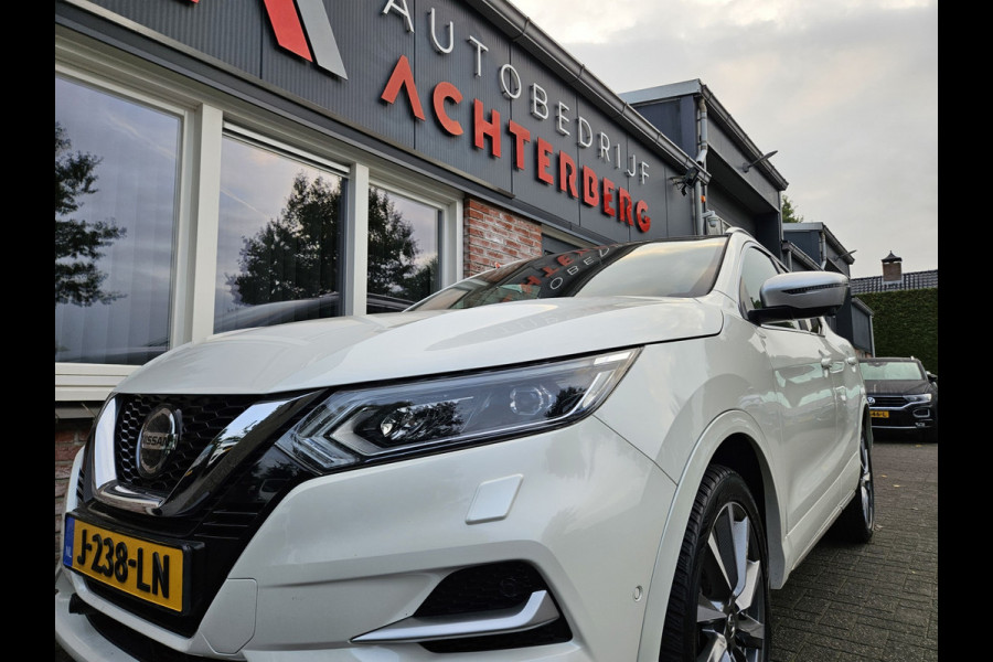 Nissan QASHQAI 1.3 DIG-T Tekna + Trekhaak! Leer! Camera! Panoramadak! 140PK! Mooie/Nette Auto!