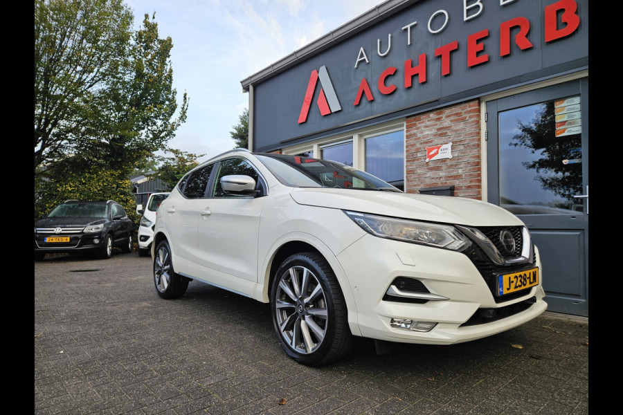 Nissan QASHQAI 1.3 DIG-T Tekna + Trekhaak! Leer! Camera! Panoramadak! 140PK! Mooie/Nette Auto!