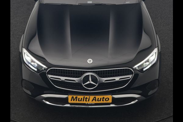 Mercedes-Benz GLC 300e 4MATIC Luxury Line PHEV Long Range 313pk Dealer O.H. | Trekhaak af Fabriek | Panodak | Sfeerverlichting | BLIS | Lederen Sportstoelen Memory & Verwarmd | Apple Carplay | Cruise Control | Navigatie | DAB | Virtual | Plug In Hybrid |