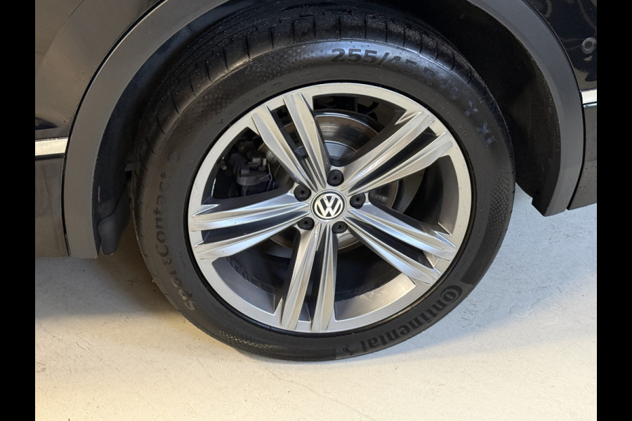 Volkswagen Tiguan Allspace 1.5 TSI Highline Business R-Line 7p. | Pano | Park Pilot | rekhaak