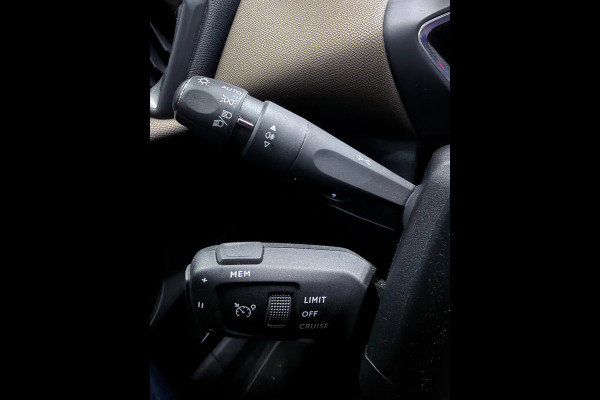 DS DS 3 Crossback E-Tense Grand Chic 50 kWh LEDER/NAVI/CAM/DAB/CARPLAY/LED/CRUISE///