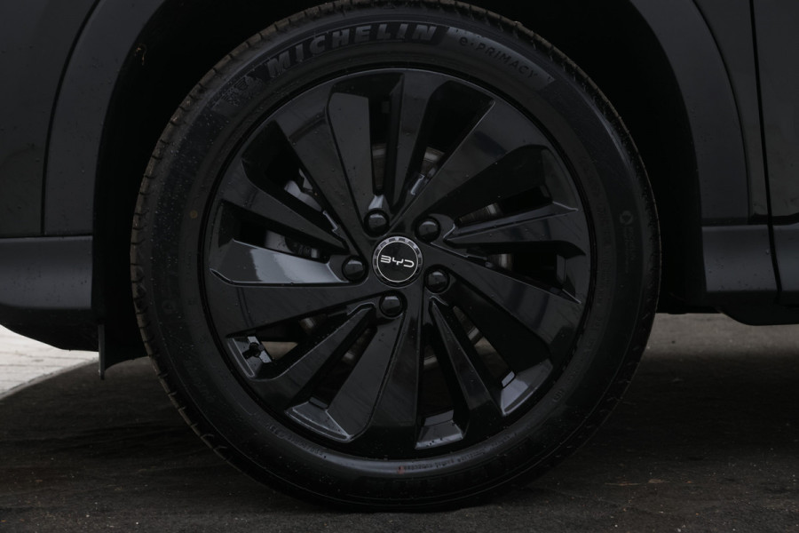 BYD SEAL U 1.5 DM-i FWD Boost Full Black!