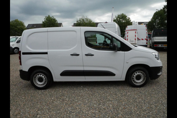 Opel Combo 1.5D 100PK L1H1 Airco Cruise control