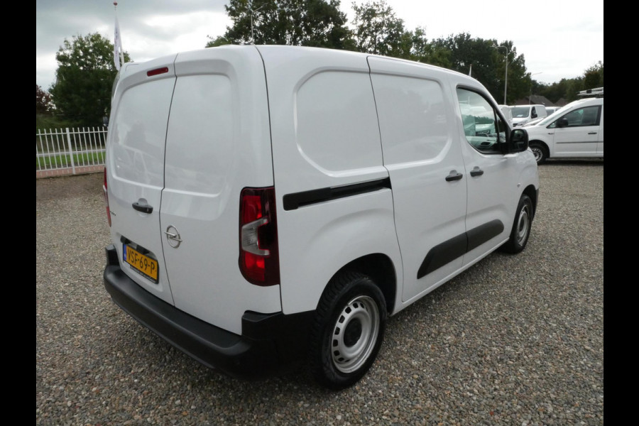 Opel Combo 1.5D 100PK L1H1 Airco Cruise control