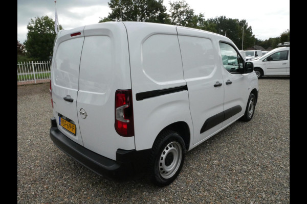Opel Combo 1.5D 100PK L1H1 Airco Cruise control