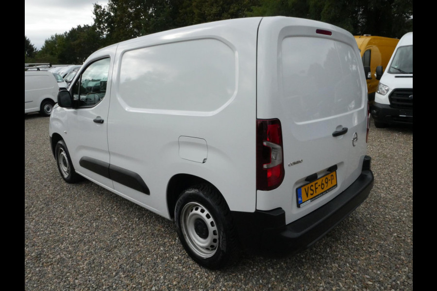 Opel Combo 1.5D 100PK L1H1 Airco Cruise control