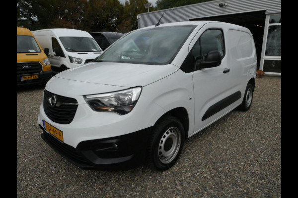 Opel Combo 1.5D 100PK L1H1 Airco Cruise control