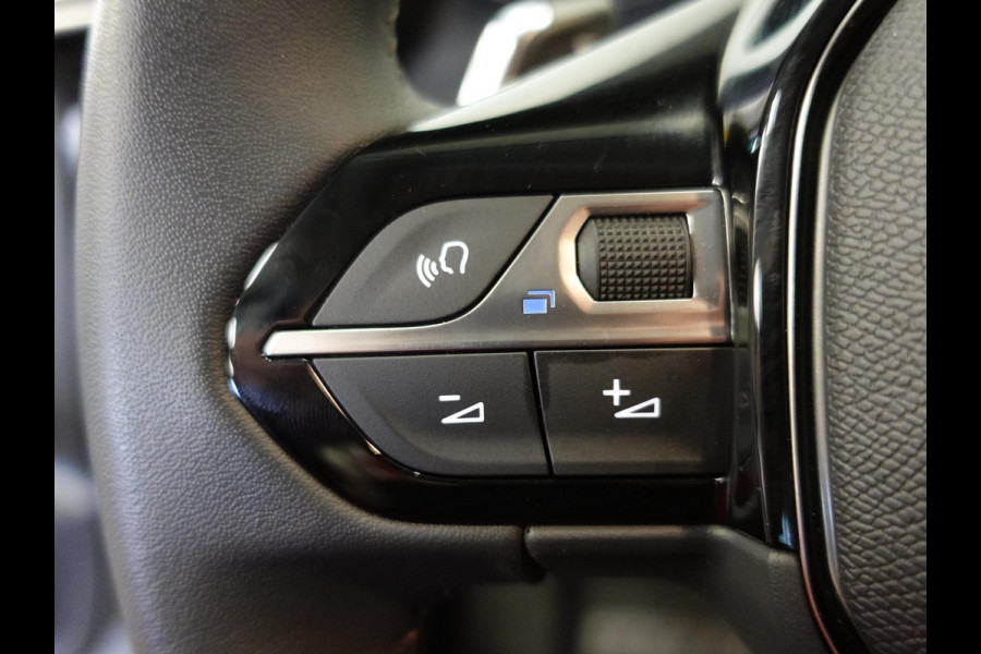 Peugeot 208 1.2 PureTech 100pk Aut. Allure Pack Navigatie Apple Carplay/Android Auto  Parkeersensor achter Cruise Control  Climate Control Getinte ramen