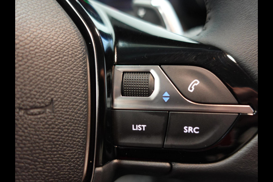 Peugeot 208 1.2 PureTech 100pk Aut. Allure Pack Navigatie Apple Carplay/Android Auto  Parkeersensor achter Cruise Control  Climate Control Getinte ramen