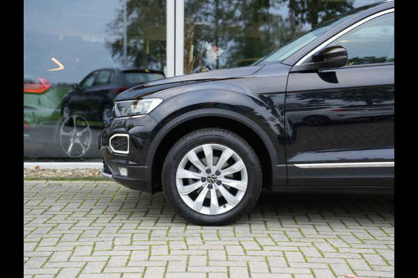 Volkswagen T-Roc 1.5 TSI Sport | Cruise control adaptief | Voorstoelen Verwarmd | Achteruitrijcamera |