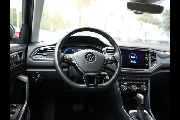 Volkswagen T-Roc 1.5 TSI Sport | Cruise control adaptief | Voorstoelen Verwarmd | Achteruitrijcamera |