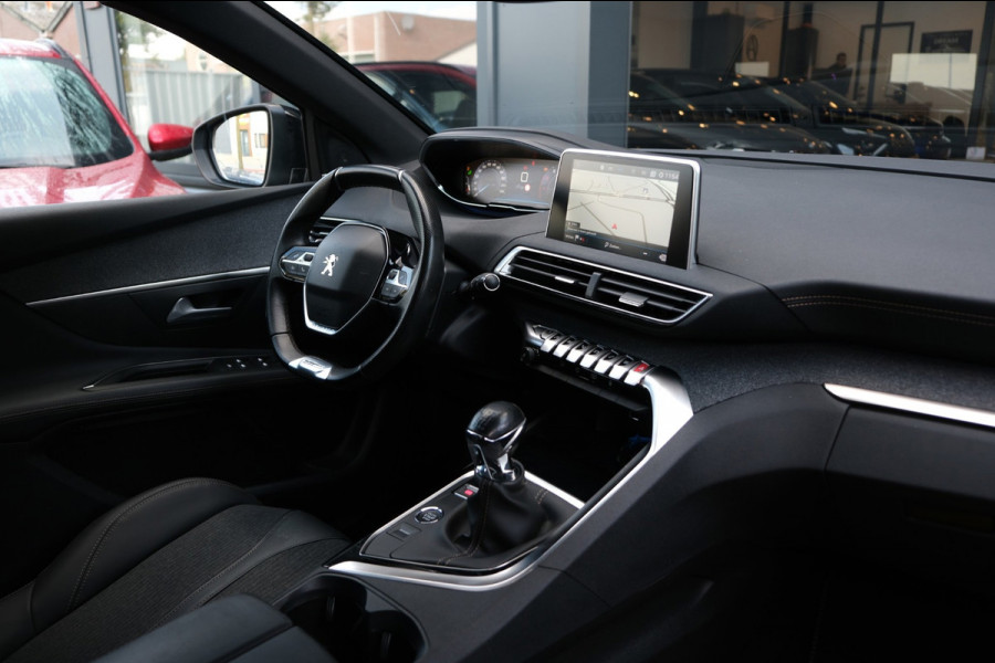 Peugeot 3008 1.2 PureTech GT Line *NIEUWE Distributie + Beurt* Navi/Camera/Focal Sound/"19 LMV