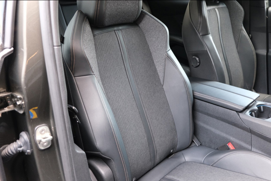 Peugeot 3008 1.2 PureTech GT Line *NIEUWE Distributie + Beurt* Navi/Camera/Focal Sound/"19 LMV