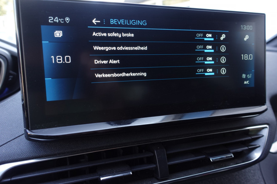 Peugeot 3008 1.2 PureTech Allure Pack Business | !!! Wordt verwacht | Binnenkort Online!!! | AUTOMAAT | NAV | AD. CRUISE | DODEHOEK | ELEK.A.KLEP