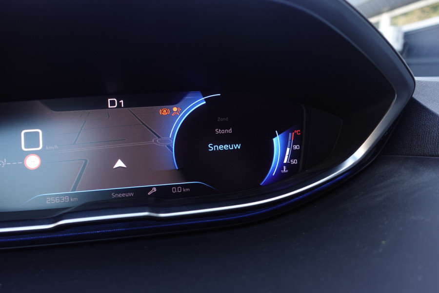 Peugeot 3008 1.2 PureTech Allure Pack Business | !!! Wordt verwacht | Binnenkort Online!!! | AUTOMAAT | NAV | AD. CRUISE | DODEHOEK | ELEK.A.KLEP