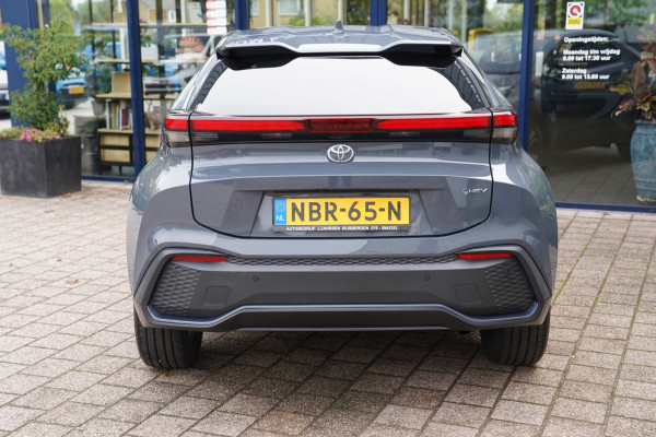 Toyota C-HR 1.8 Hybrid 140 Dynamic | Prijs rijklaar incl. 12 mnd garantie | Stoel/Stuur verwarming Camera Carplay Pdc DAB