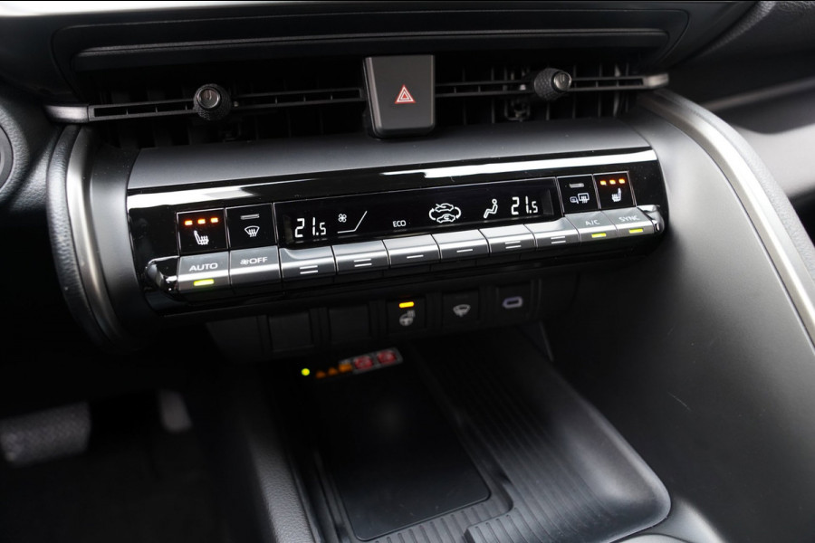 Toyota C-HR 1.8 Hybrid 140 Dynamic | Prijs rijklaar incl. 12 mnd garantie | Stoel/Stuur verwarming Camera Carplay Pdc DAB