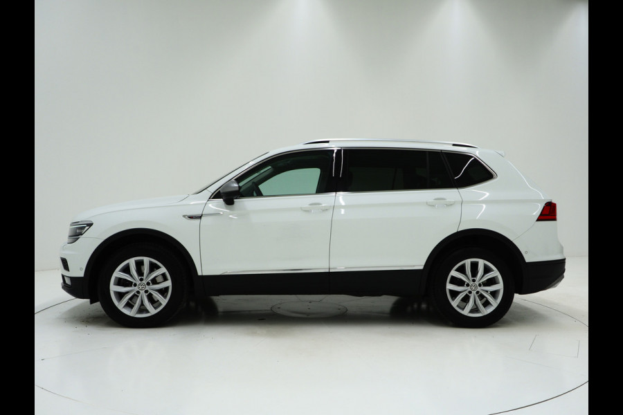 Volkswagen Tiguan Allspace 2.0 TSI 4Motion DSG | Trekhaak | Camera | Adaptive Cruise | Virtual | Stoelverwarming | Carplay