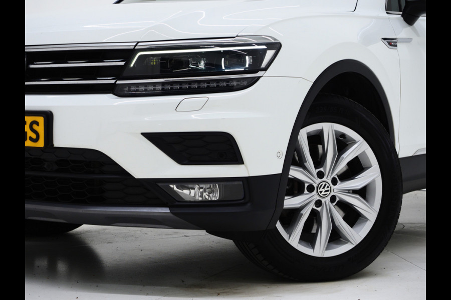 Volkswagen Tiguan Allspace 2.0 TSI 4Motion DSG | Trekhaak | Camera | Adaptive Cruise | Virtual | Stoelverwarming | Carplay