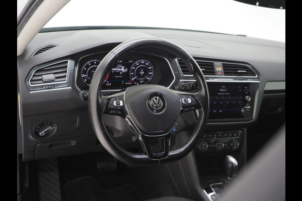 Volkswagen Tiguan Allspace 2.0 TSI 4Motion DSG | Trekhaak | Camera | Adaptive Cruise | Virtual | Stoelverwarming | Carplay