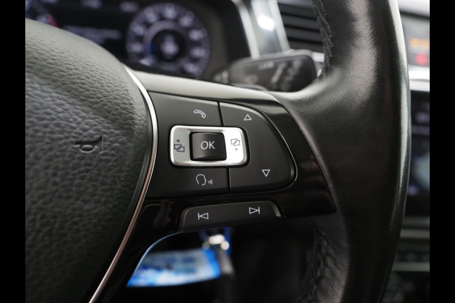 Volkswagen Tiguan Allspace 2.0 TSI 4Motion DSG | Trekhaak | Camera | Adaptive Cruise | Virtual | Stoelverwarming | Carplay