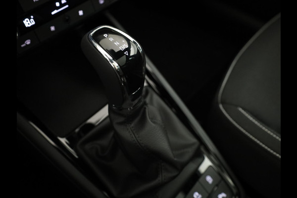 Škoda Kamiq Monte Carlo 1.0 TSI 115 pk 7 versn. DSG | Zwart dak | Panoramadak | Travel Assist Plus | Winter Pakket