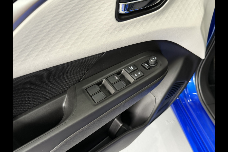 Suzuki Swift 1.2 Style Smart Hybrid | Navi | ACC | Dodehoek | Carplay | Camera | Stoelverwarming | Led |