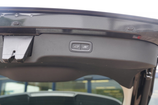 Lynk & Co 01 1.5 | Prijs rijklaar incl. 12 mnd garantie | Pdc Pano Lmv Navi Apple carplay/Android auto Camera